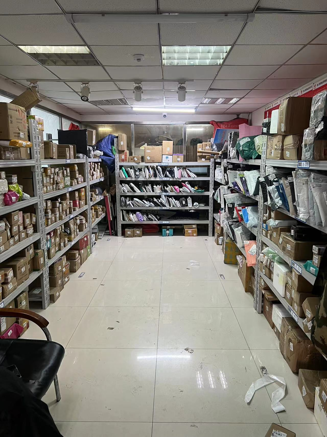 急兑 南关快递驿站出兑 快递出兑