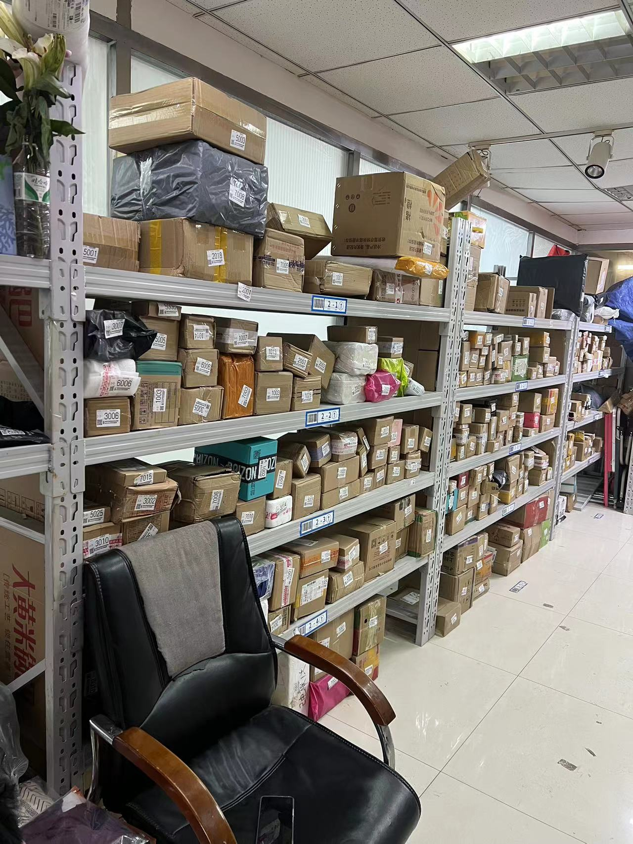 急兑 南关快递驿站出兑 快递出兑