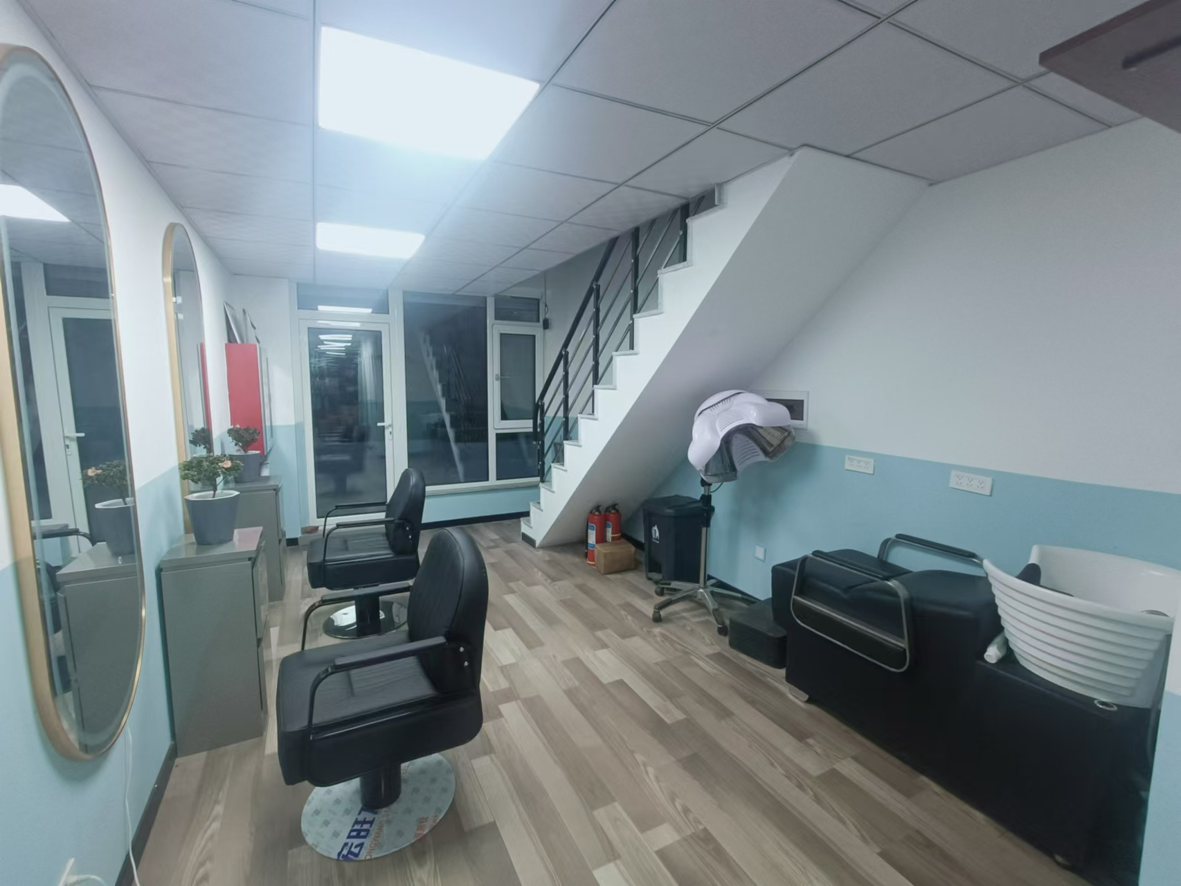 急兑 美发店出兑转让