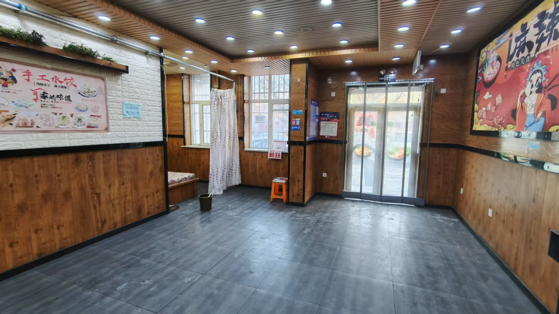 临街门市80平房东直租可做任何项目