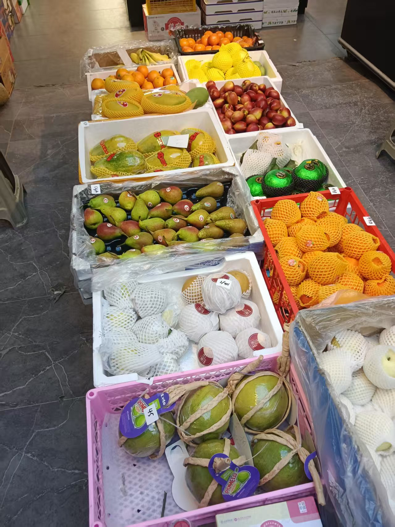 水果店出兑，水果超市。带鲜花出兑转让