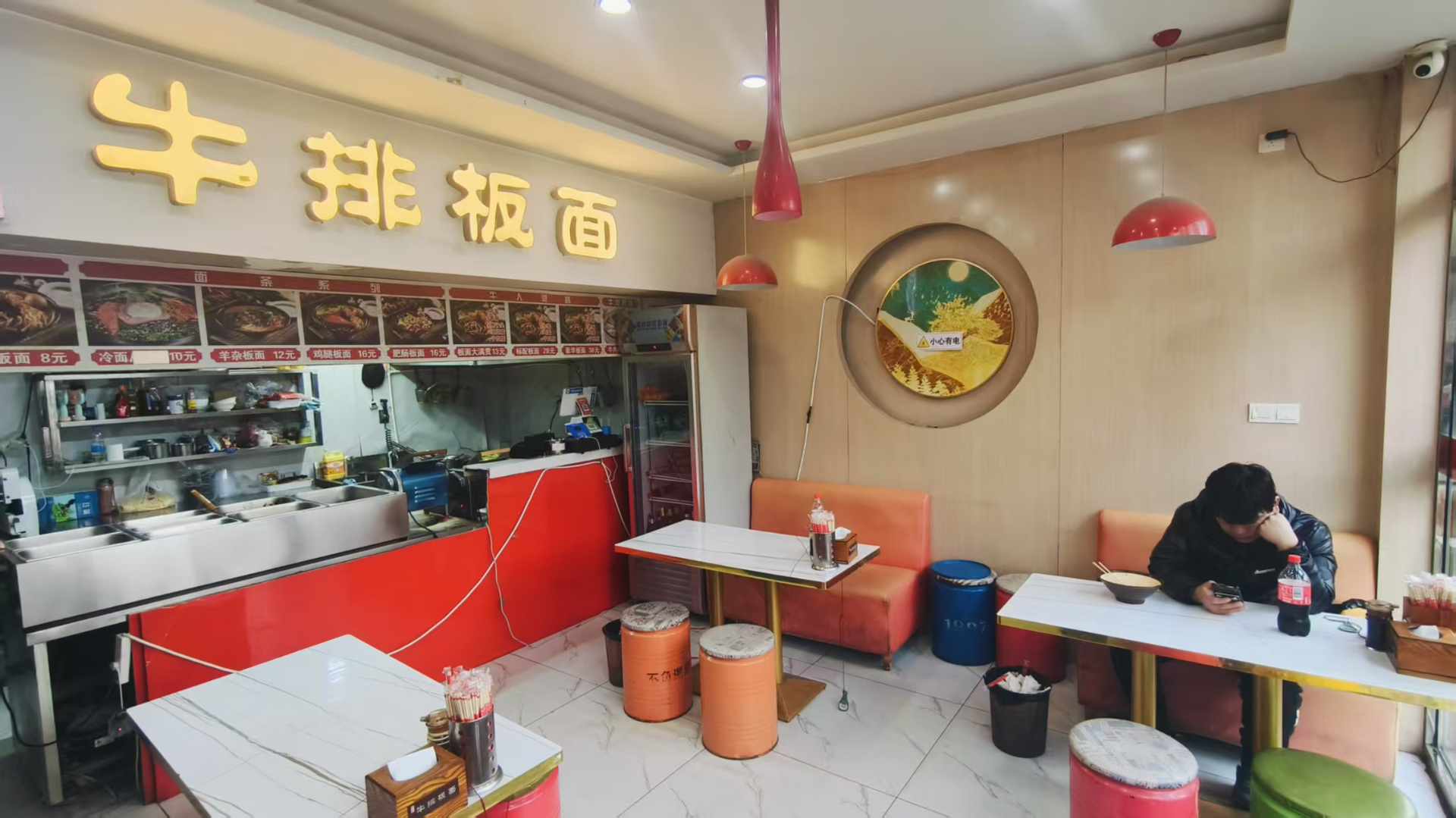 南部新城面馆出兑转让 快餐店出兑转让