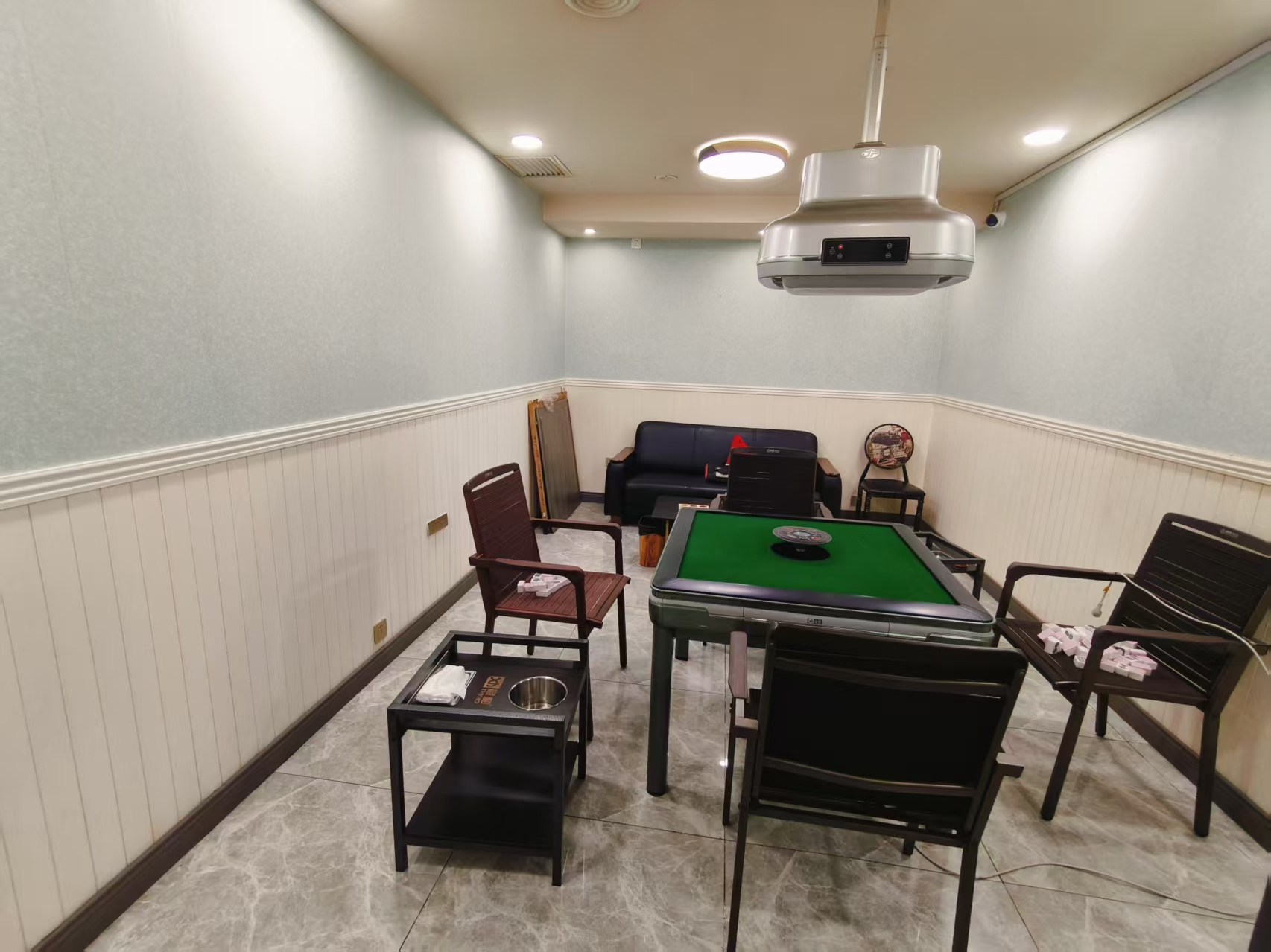 平治街全二层棋牌室出兑转让