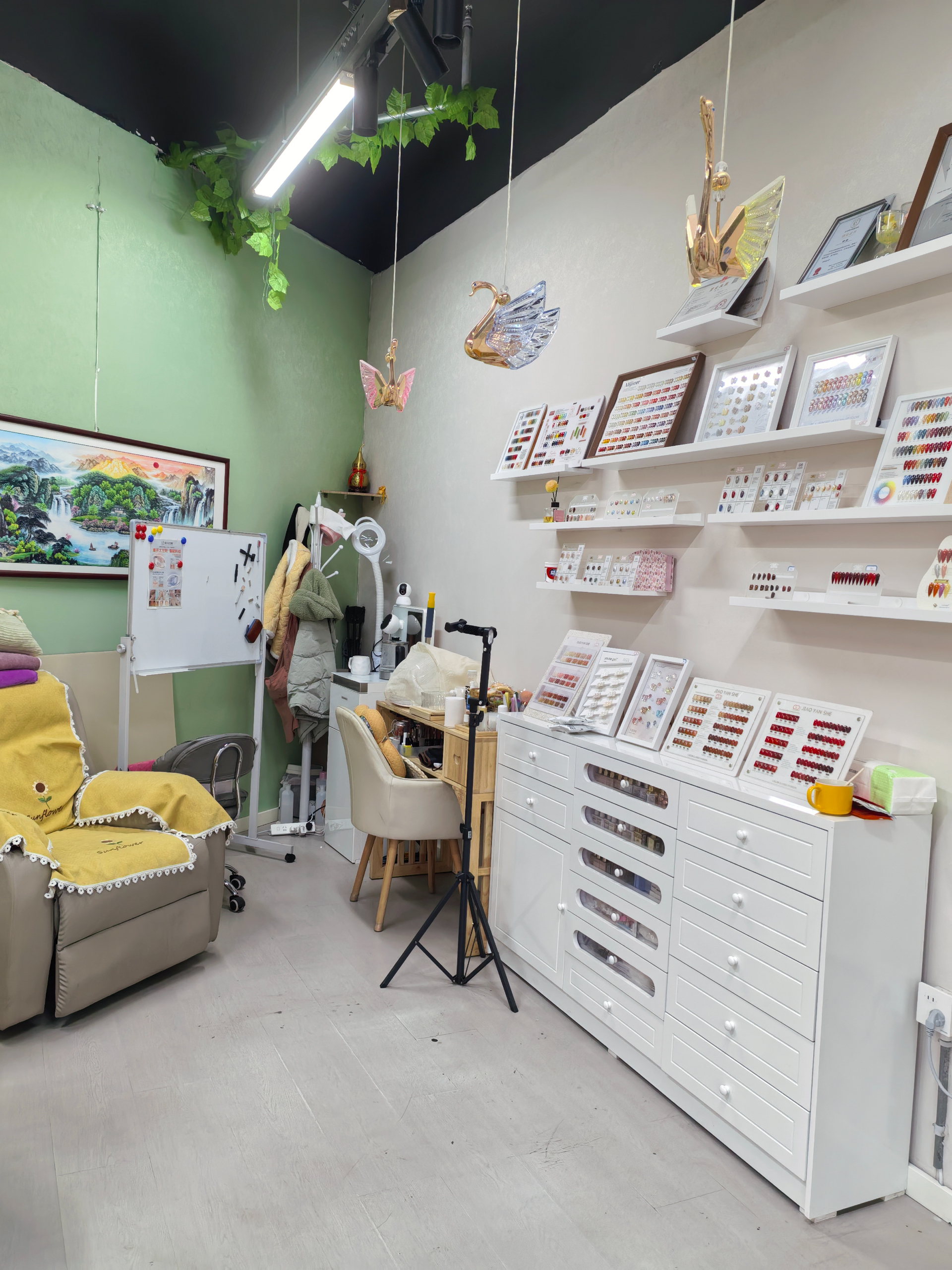 美甲店出兑 门市空兑