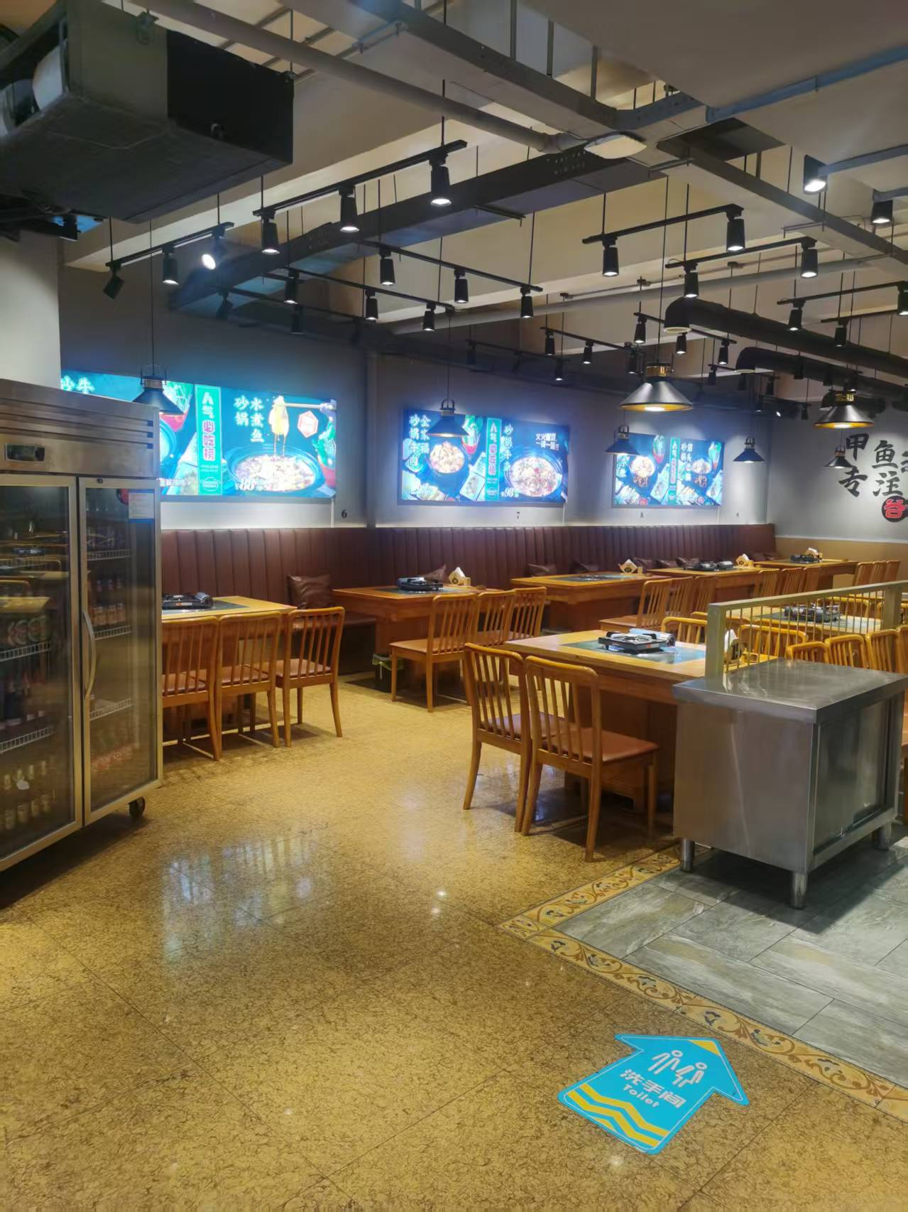 朝阳区全一层280平自助烤肉餐饮店低价出兑